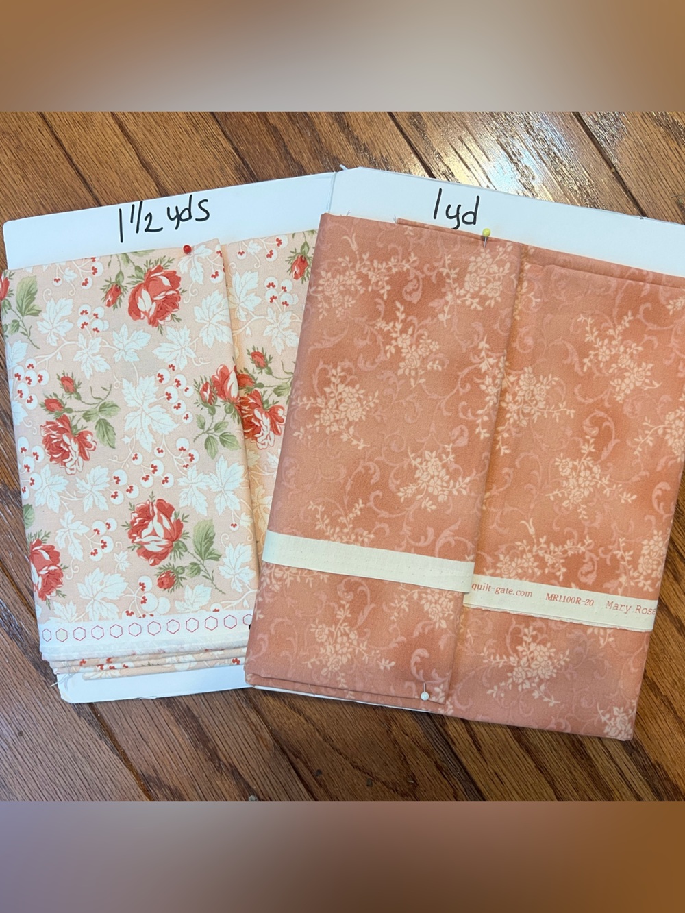 Peach Floral Cotton Fabric Bundle -
Vintage Rose Prints New